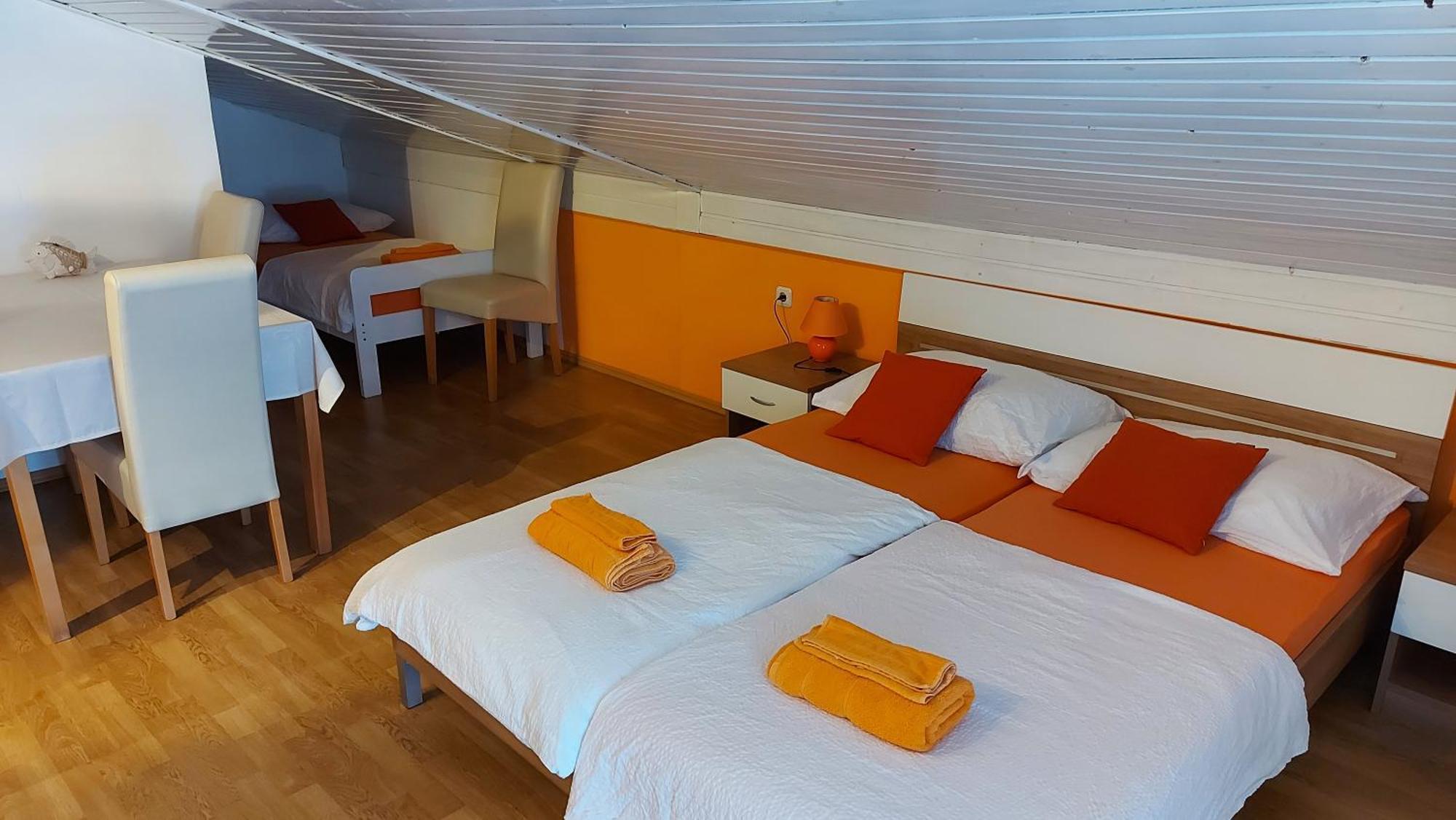 Apartments Kivi Novigrad  Exterior photo
