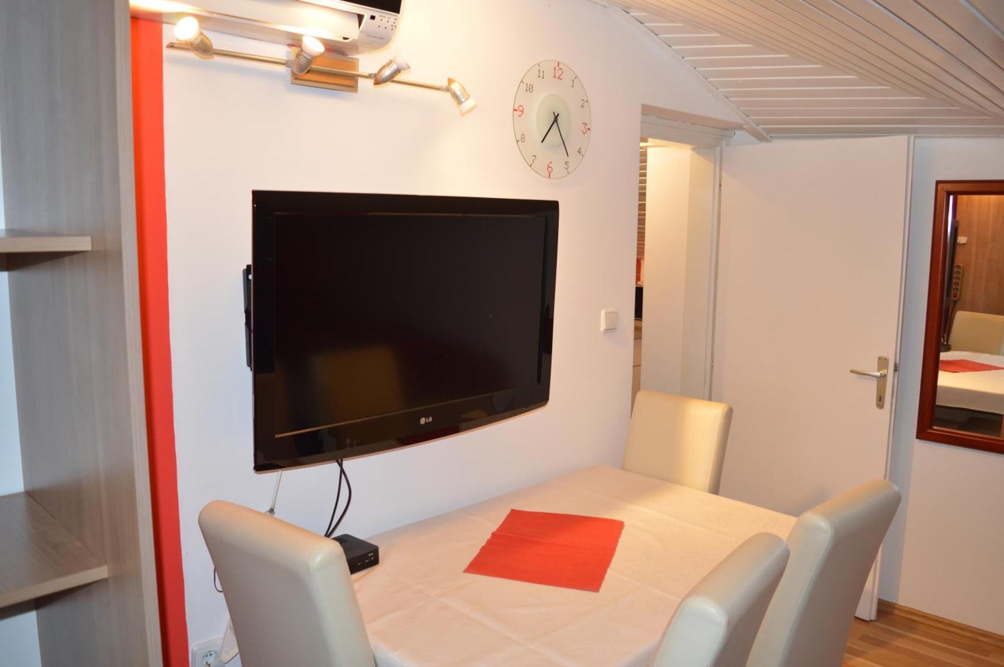 Apartments Kivi Novigrad  Exterior photo
